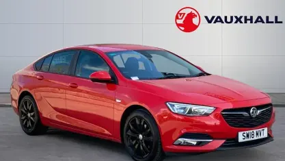 Second-hand Vauxhall Insignia Design Edition 140 CP (102 kW) 2018 Roșu Hatchback