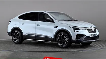 White Used 2024 Renault Arkana Esprit Alpine SUV | £20,197 (Fair price)