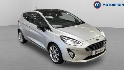 Used Ford Fiesta Titanium 124 HP (91 kW) 2018 Silver Hatchback