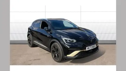 Used Renault Captur Engineered 160 HP (117 kW) 2023 Black SUV