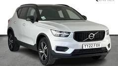 Glacier silver Used 2022 Volvo XC40 R-Design SUV | £22,850 (Fair price)