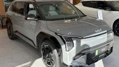 New 2025 Kia EV3 GT-Line SUV | £40,130 (A bit pricey)