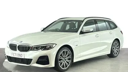 Used BMW 330e M Sport 292 HP (214 kW) 2021 White Estate