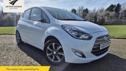 Used Hyundai ix20 SE 116 HP (85 kW) 2017 White Hatchback