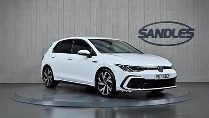 Used VW Golf VIII R-line 150 HP (110 kW) 2024 White Hatchback