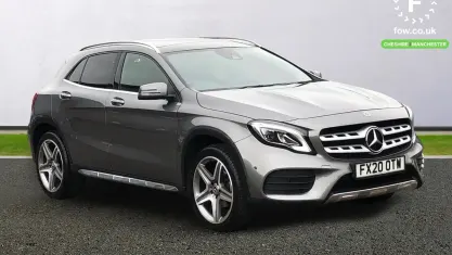 Usado Mercedes GLA200 AMG line 156 HP (114 kW) 2020 Cinzento SUV