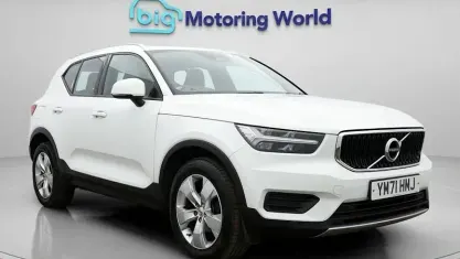 Used Volvo XC40 Momentum 163 HP (119 kW) 2021 White SUV