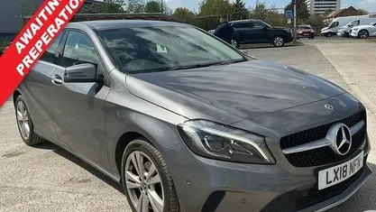 Używany Mercedes A200 Premium 136 KM (100 kW) 2017 Szary Hatchback