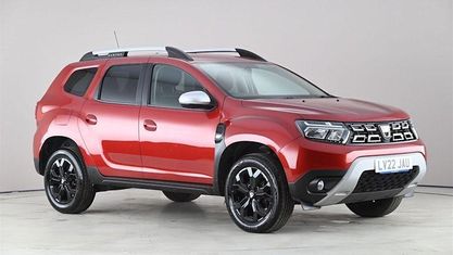 Begagnad Dacia Duster Prestige 150 HK (110 kW) 2022 Röd SUV