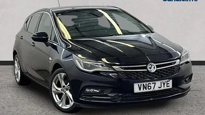 Used Vauxhall Astra SRi 200 HP (147 kW) 2019 Blue Hatchback