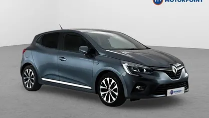 Used Renault Clio V Iconic 101 HP (74 kW) 2020 Hatchback