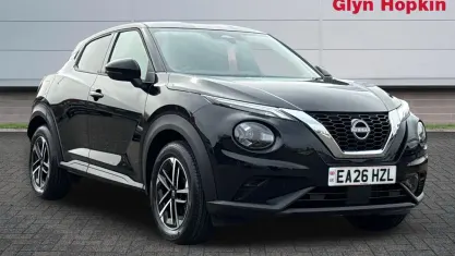 New Nissan Juke N-Connecta 114 HP (83 kW) 2026 Black SUV
