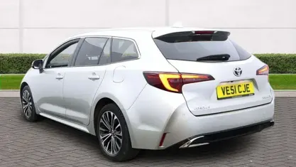 Used Toyota Corolla Design 140 HP (102 kW) 2026 Estate