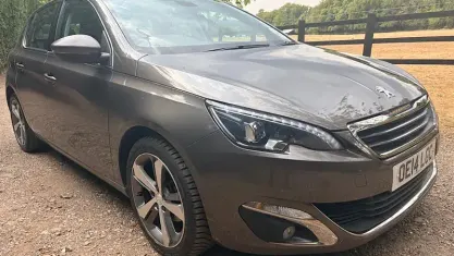 Used Peugeot 308 Allure 125 HP (91 kW) 2014 Grey Hatchback