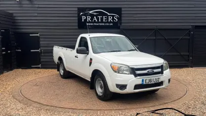Used Ford Ranger XL 143 HP (105 kW) 2011 White Pickup