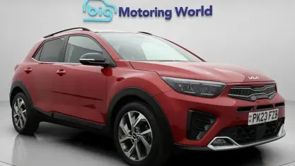 Used Kia Stonic GT-Line 120 HP (88 kW) 2022 Red SUV