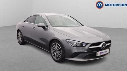 Begagnad Mercedes CLA200 Executive 163 HK (119 kW) 2022 Grå Sedan