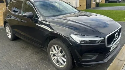 Used Volvo XC60 Momentum 250 HP (183 kW) 2021 SUV
