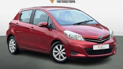 Used Toyota Yaris 90 HP (66 kW) 2013 Hatchback