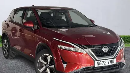 Used Nissan Qashqai Acenta Premium 190 HP (139 kW) 2023 Red SUV