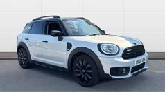 White Used 2020 Mini Cooper Countryman Classic SUV | £17,967 (Fair price)