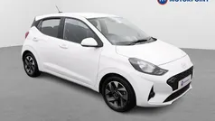 White Used 2024 Hyundai i10 Advanced Hatchback | £13,599 (Fair price)