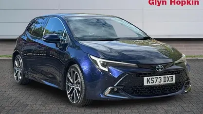 Used Toyota Corolla 140 HP (102 kW) 2026 Hatchback