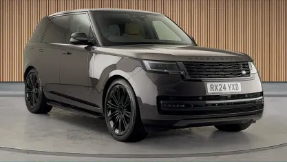 Used Land Rover Range Rover SE 300 HP (220 kW) 2024 Charente grey SUV