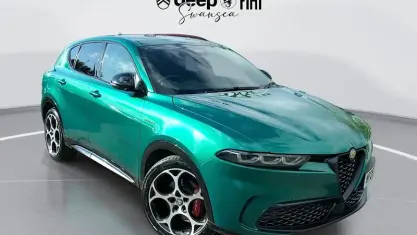 Begagnad Alfa Romeo Tonale Veloce 160 HK (117 kW) 2025 Grön SUV
