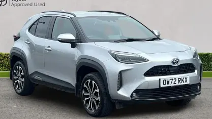 Used Toyota Yaris Cross Design 116 HP (85 kW) 2023 Silver SUV