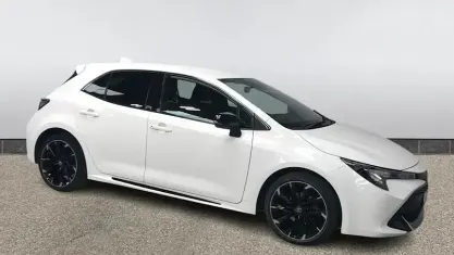 Second-hand Toyota Corolla Sport 122 CP (89 kW) 2022 Alb Hatchback