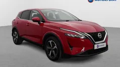 Red Used 2022 Nissan Qashqai N-Connecta SUV | £14,949 (Fair price)