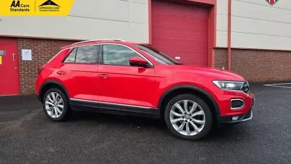Used VW T-Roc SEL 150 HP (110 kW) 2018 Red SUV