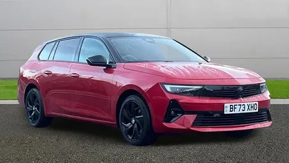 Red Used 2024 Vauxhall Astra S Estate | £17,799 (Fair price)
