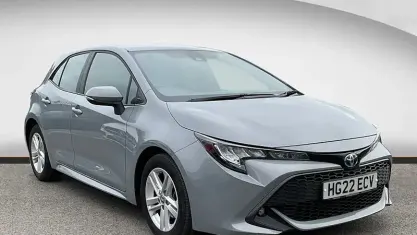 Used Toyota Corolla 122 HP (89 kW) 2022 Grey Hatchback