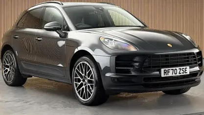 Used Porsche Macan 245 HP (180 kW) 2020 Grey SUV