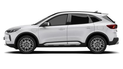 Begagnad Ford Kuga ST-Line X 190 HK (139 kW) 2023 Silver SUV