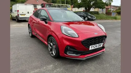 Used Ford Puma ST 170 HP (125 kW) 2023 Red SUV