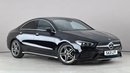 Begagnad Mercedes CLA180 AMG line 136 HK (100 kW) 2021 Svart Sedan