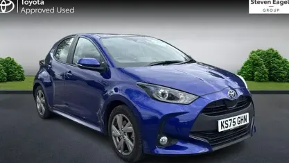 Used Toyota Yaris 116 HP (85 kW) 2025 Blue Hatchback