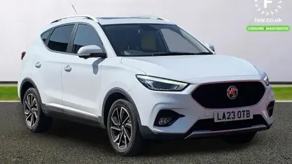 Used MG ZS Exclusive 111 HP (81 kW) 2023 White Hatchback