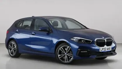 Used BMW 118 Sport Line 136 HP (100 kW) 2022 Blue Hatchback