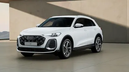 New 2025 Audi Q5 S-Line SUV | £54,115 (Fair price)
