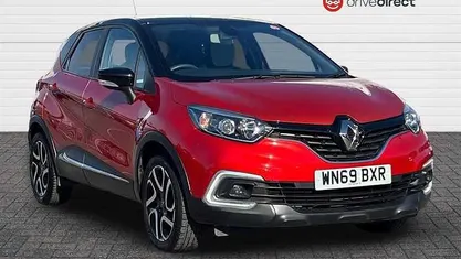 Used Renault Captur Iconic 90 HP (66 kW) 2019 Red/black SUV