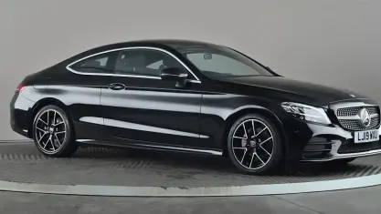 Używany Mercedes C200 AMG line 184 KM (135 kW) 2019 Czarny Coupe