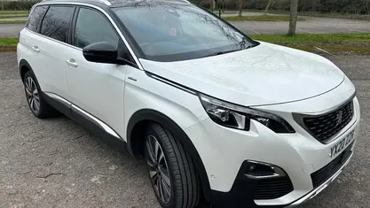 Used Peugeot 5008 Premium 131 HP (96 kW) 2020 White SUV