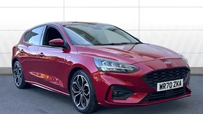 Used Ford Focus ST-Line X 155 HP (114 kW) 2020 Red Hatchback