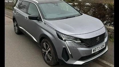 Used Peugeot 5008 Allure+ 131 HP (96 kW) 2023 SUV