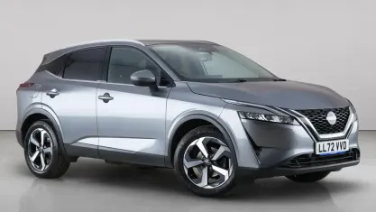 Used Nissan Qashqai N-Connecta 140 HP (102 kW) 2022 Grey SUV