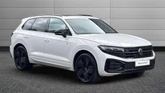 White Used 2024 VW Touareg Black Edition SUV | £50,990 (Fair price)